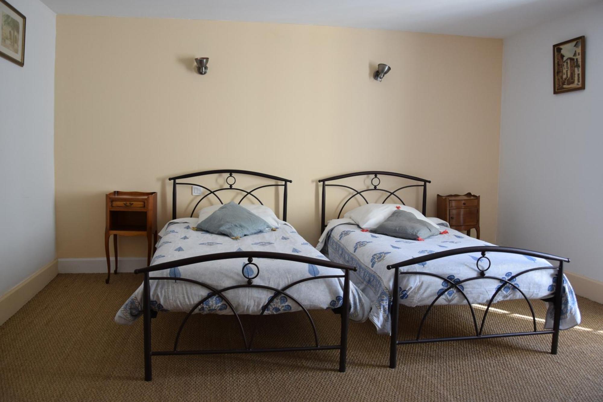 Le Jardin Secret Bed & Breakfast Saint-Antonin Ngoại thất bức ảnh